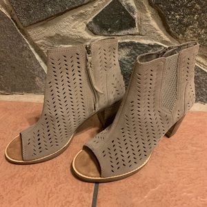 Toms booties